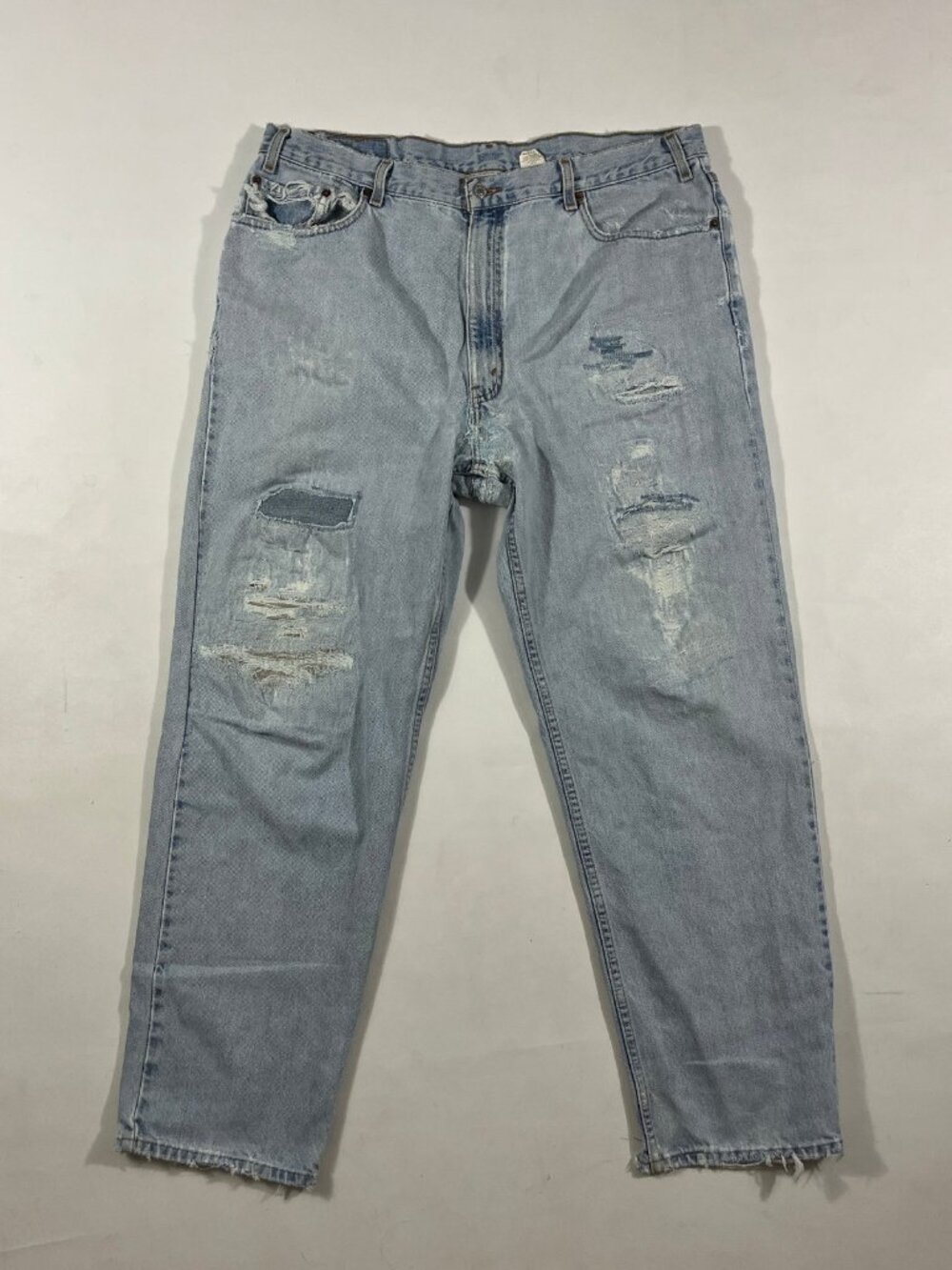 Vintage Levi's 550 Relaxed Fit Light Wash Thrashed Distressed Denim Jeans 42x32